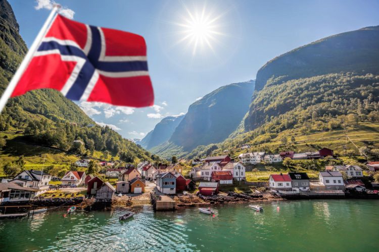 Norwegia Uji Coba Pemberian Potongan Pajak Kepada100 Ribu Pemuda Terpilih