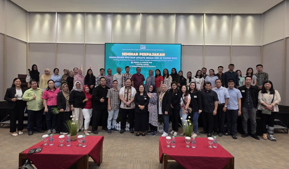 Pesan Ketua IKPI Pekanbaru di Seminar PPh PER 11/PJ/2025: “Ilmu Hari Ini Harus Berguna Bagi Semua”