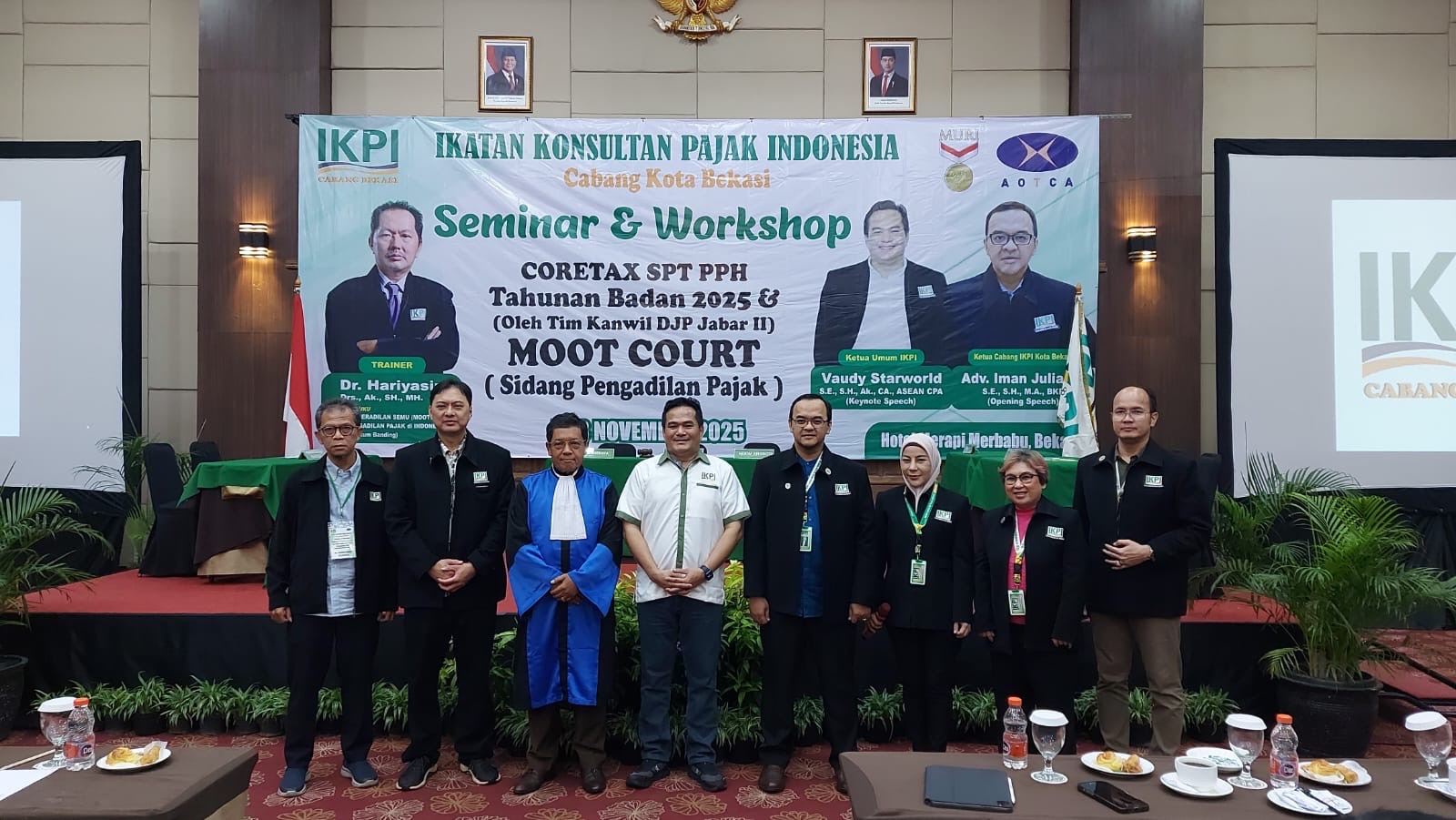 Vaudy Starworld Jadi Anggota Pertama yang Kenakan Seragam Baru IKPI Kota Bekasi