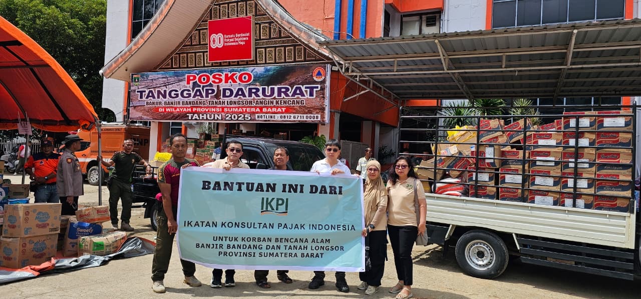 IKPI Serahkan Bantuan Beras, Mie Instan dan Obat-Obat-an untuk Korban Bencana di Pulau Sumatera