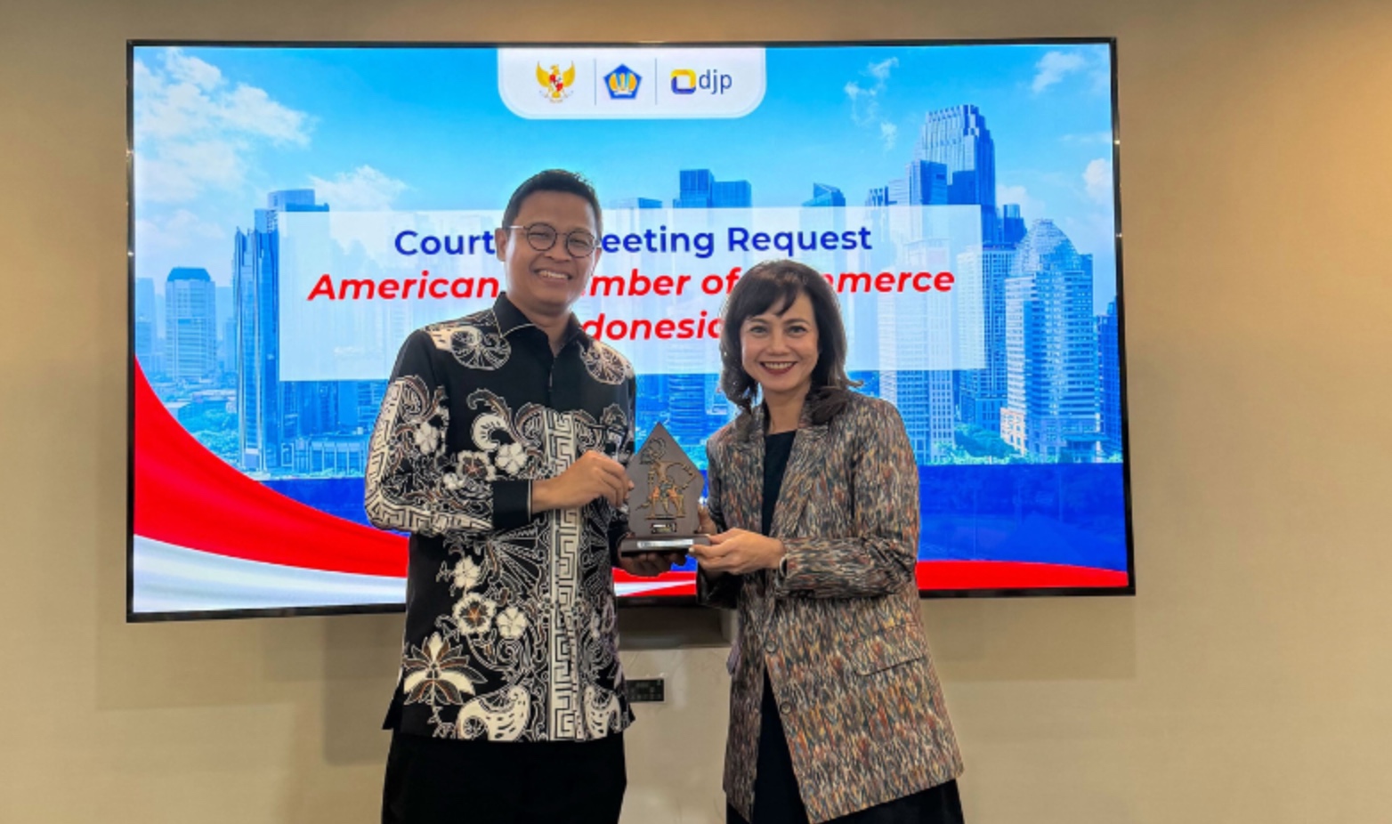 DJP dan AmCham Diskusikan Iklim Investasi hingga Tata Kelola Pajak