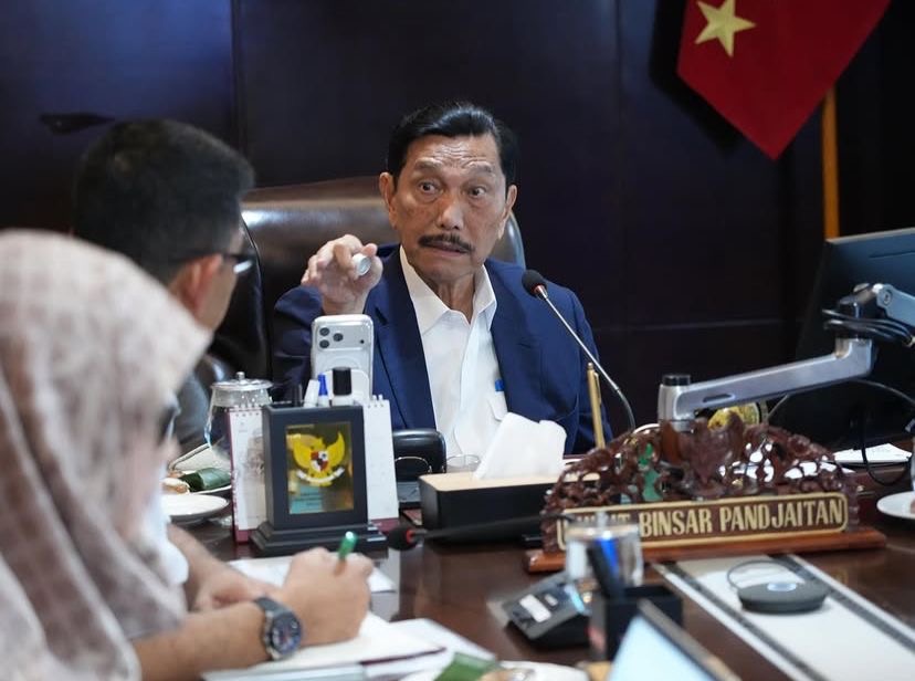 Luhut Sebut Semakin Banyak Wajib Pajak Bisa Turunkan Tarif Pajak UMKM