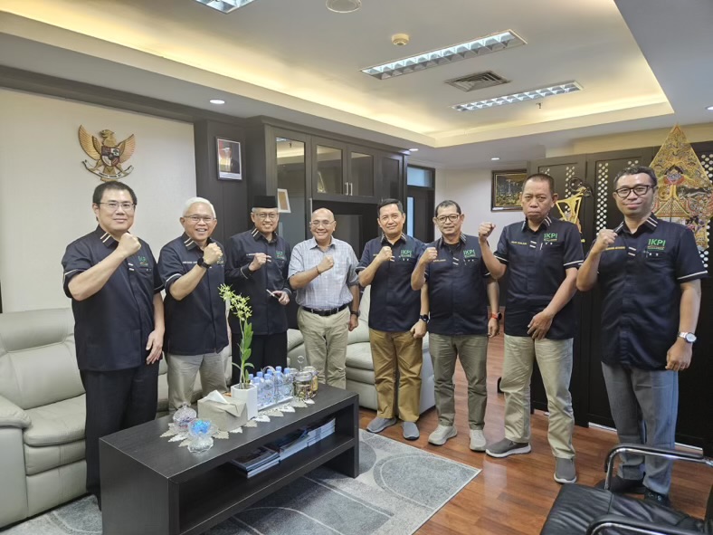 Pengda dan Pengcab IKPI Audiensi ke KPP Madya Makassar, Bahas Restitusi Pajak hingga PP 55/2022