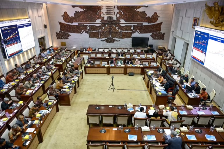 DPR dan Pemerintah Sepakati Defisit RAPBN 2027 Maksimal 2,4% PDB