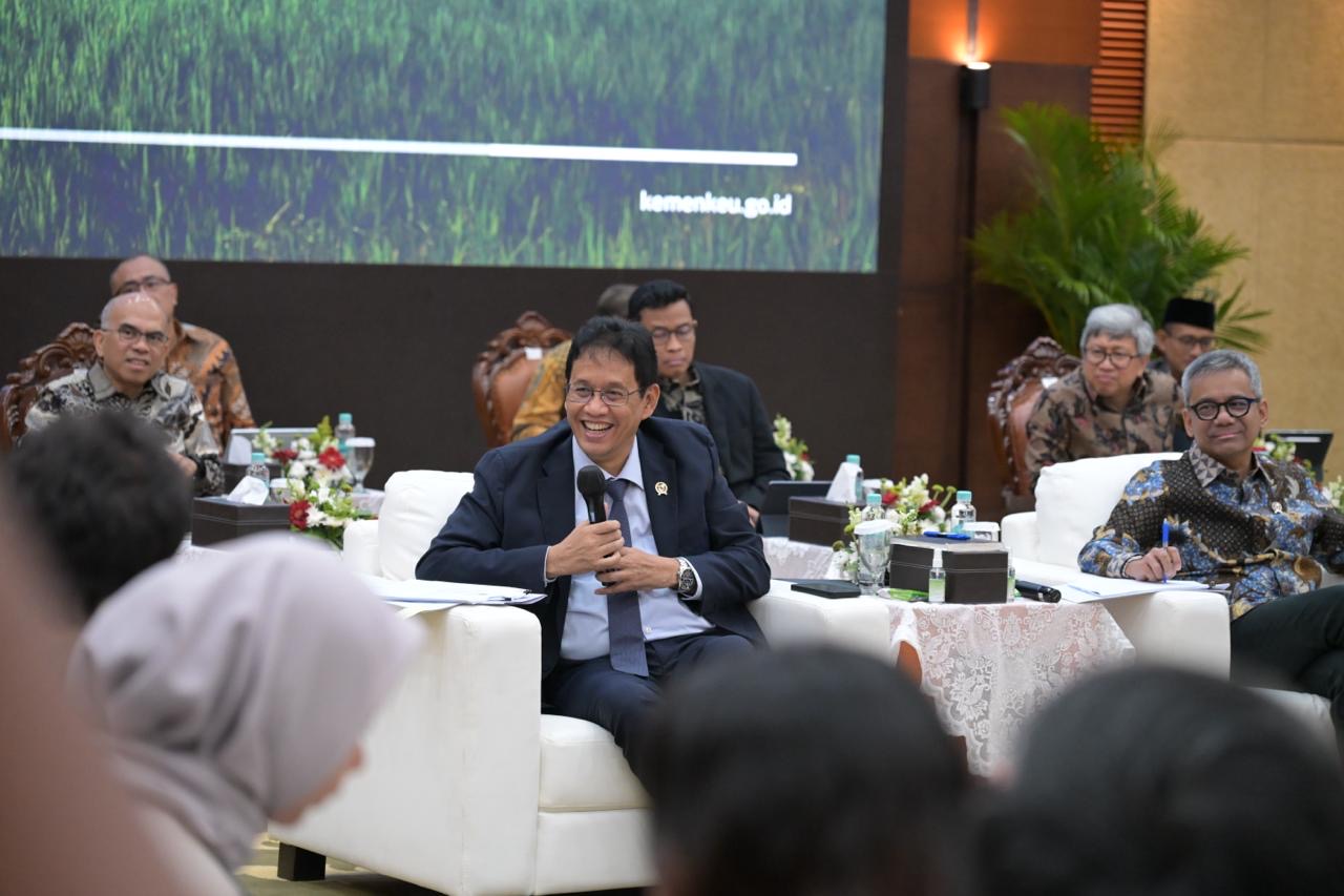 Purbaya Bantah Ekonomi Lesu, Setoran Pajak Perusahaan Melonjak Hampir 24%