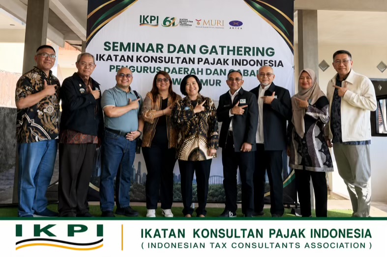 Wakil Ketum IKPI Hadiri Gathering dan Seminar Pengda Jatim, Paparkan PMK 44/2026 kepada Peserta