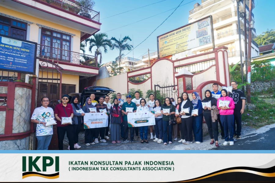 IKPI Jawa Timur Salurkan 61 Kantong Beras ke Yayasan Hiyal Ulya Trawas, Tandai HUT ke-61 IKPI