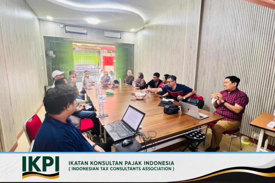 IKPI Makassar Bahas Persoalan Praktis PMK 118/2024, Anggota Kupas Makna “Kekhilafan” hingga Pengurangan Sanksi Pajak