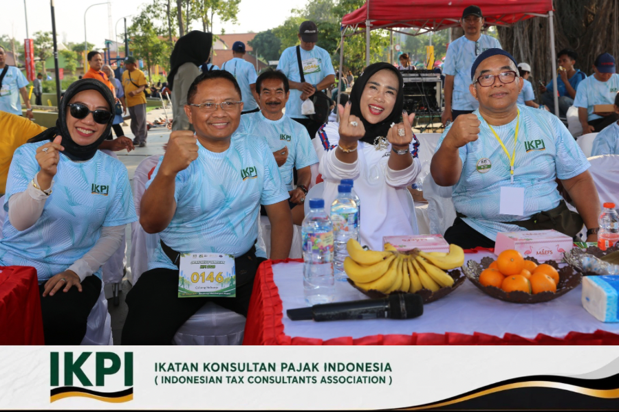 Wabup Sidoarjo hingga Kanwil DJP Jatim II Meriahkan Jalan Sehat HUT ke-61 IKPI