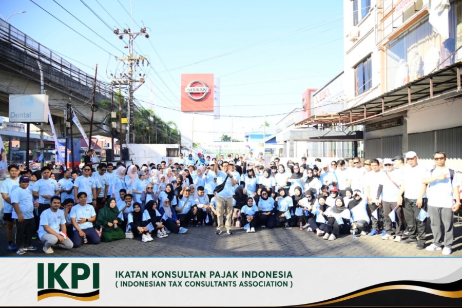 Ratusan Peserta Jalan Sehat HUT ke-61 IKPI Padati Jalan A.P. Pettarani Makassar, Bawa Semangat Kekompakan