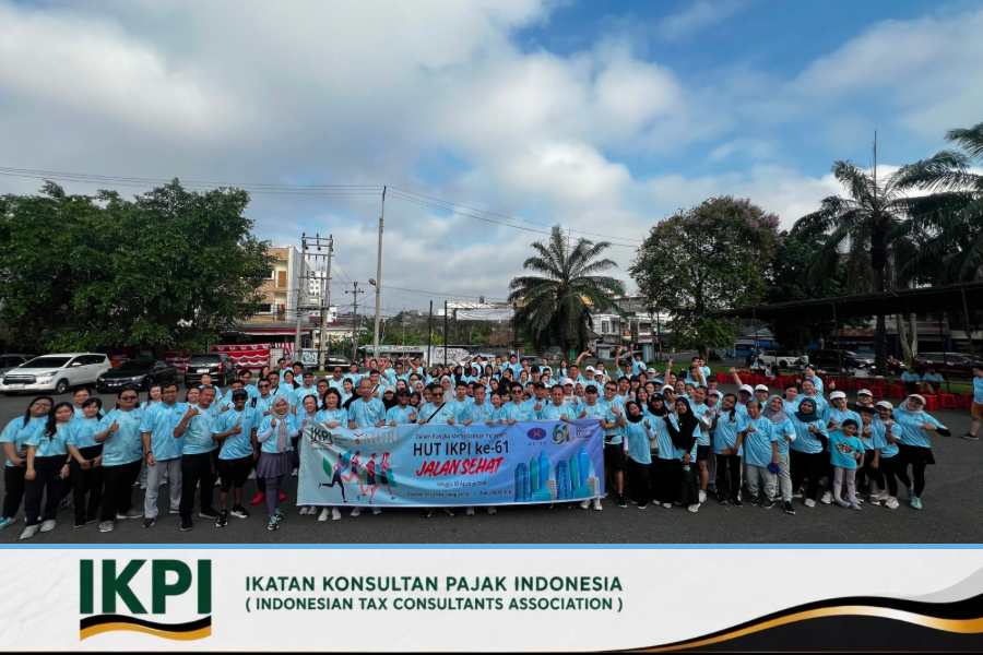 Dua Kepala KPP Hadiri Jalan Sehat HUT ke-61 IKPI, Sinergi IKPI dan DJP Menguat di Jambi