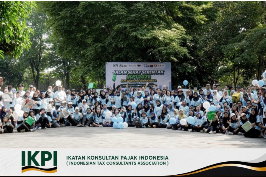 Wakil Wali Kota Surakarta Semarakkan Jalan Sehat HUT ke-61 IKPI, 361 Peserta Padati Balekambang